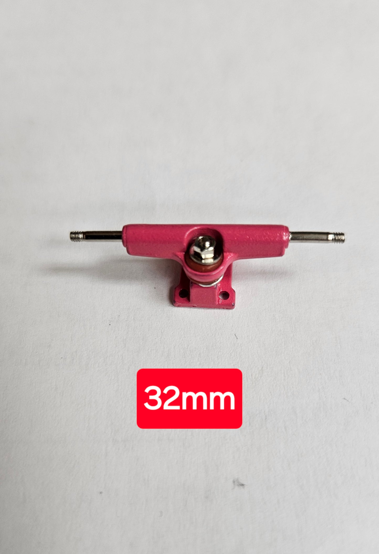 A07: EFF BE 32 & 34mm Fingerboard Trucks - Click Here To Browse